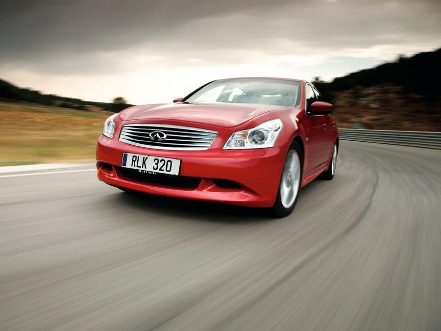  Infiniti G37 2008 года  (EU) (фото 14 из 93)